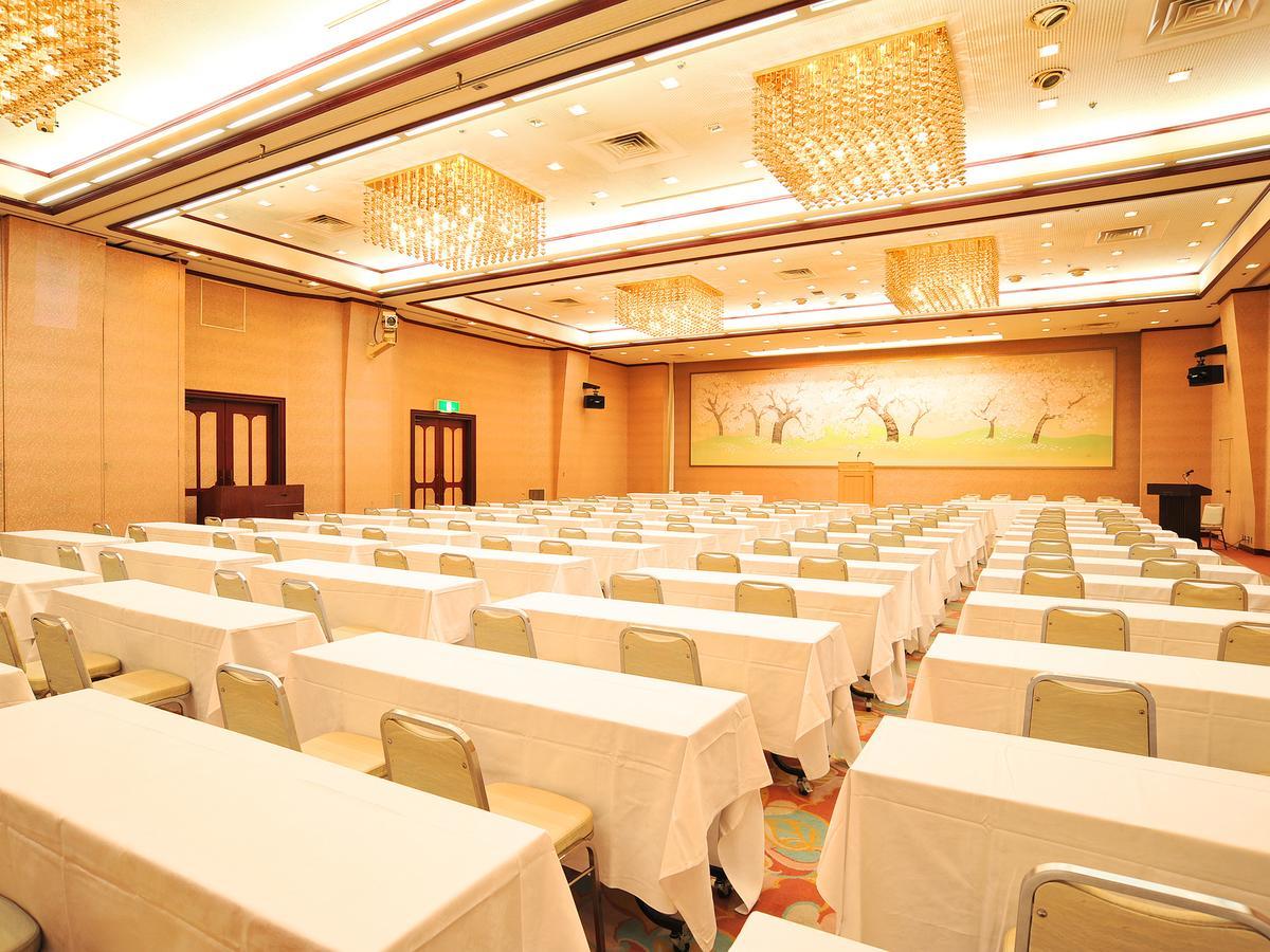 Niigata Toei Hotel Bagian luar foto